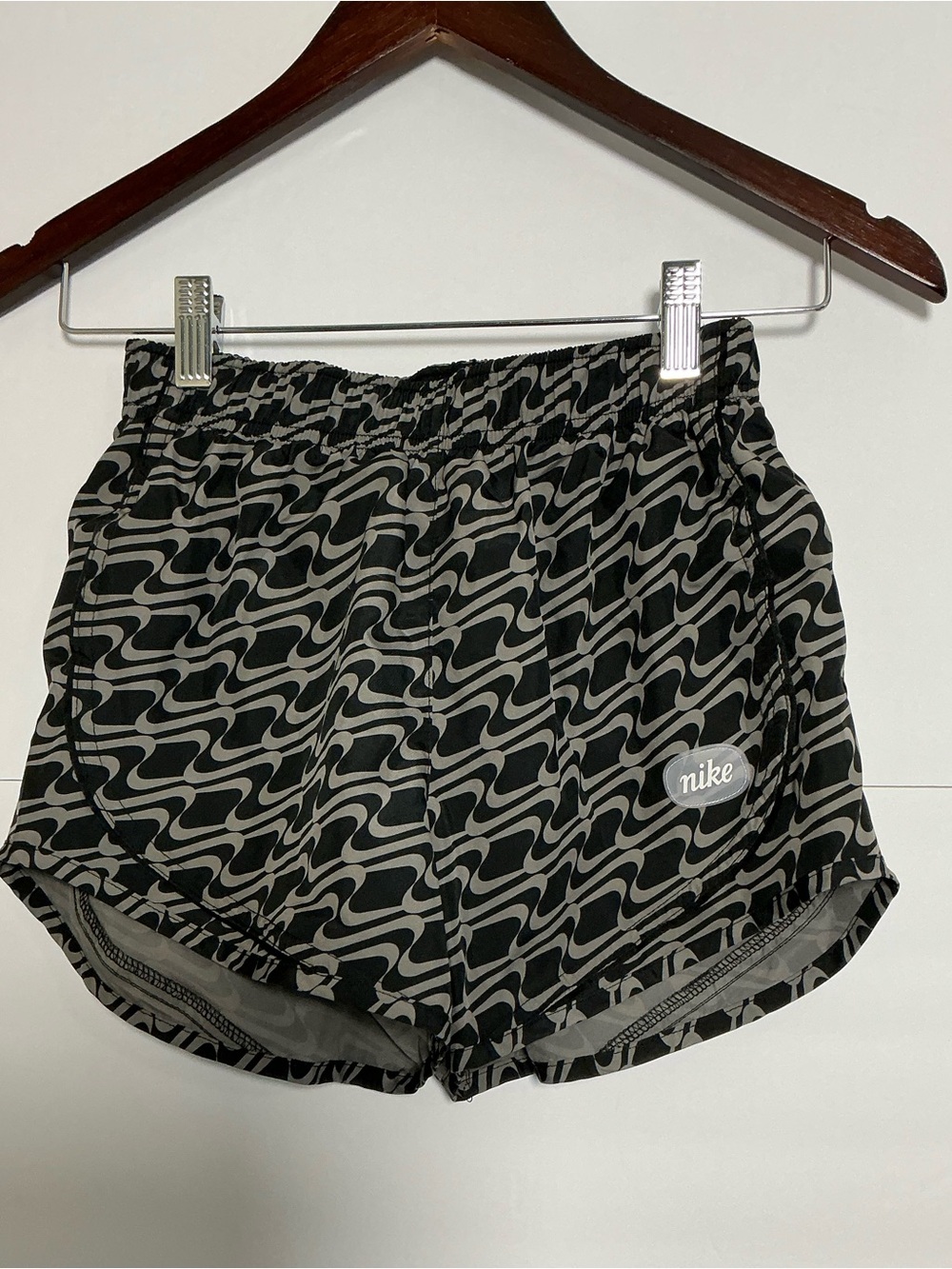 Nike Dri-FIT Abstract Print Running Shorts XS